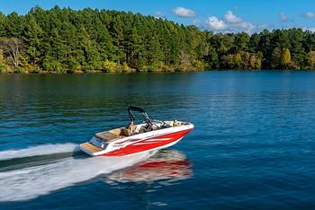 Bayliner VR6 Review