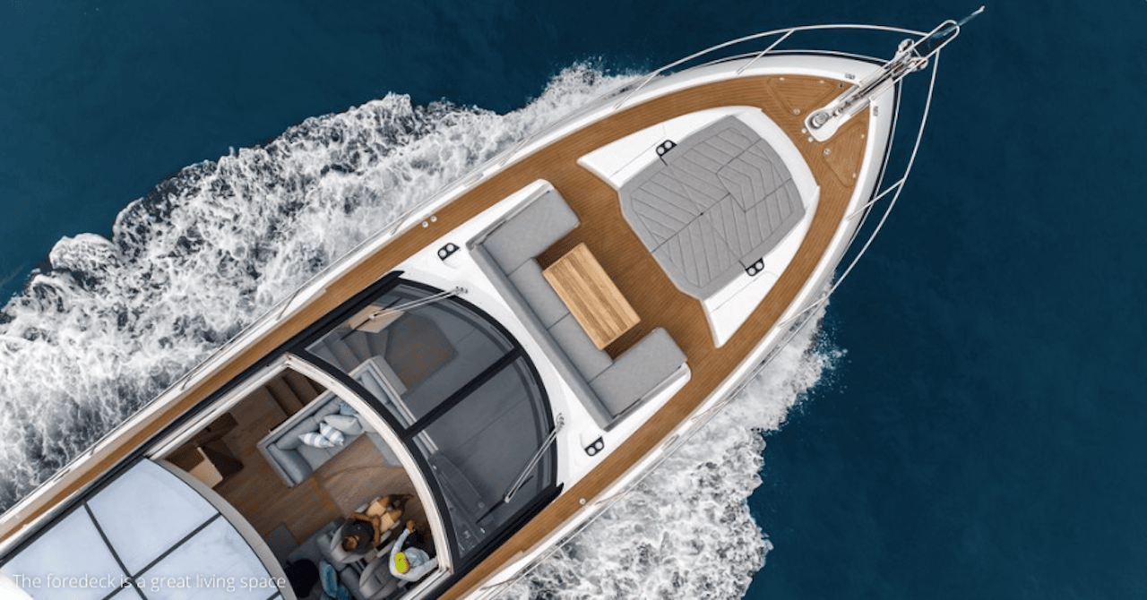 Sunseeker Predator 75 aerial