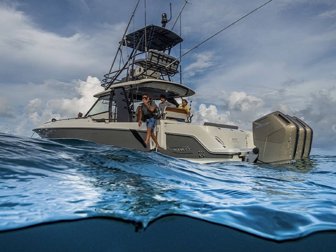 Boston Whaler 420 Outrage