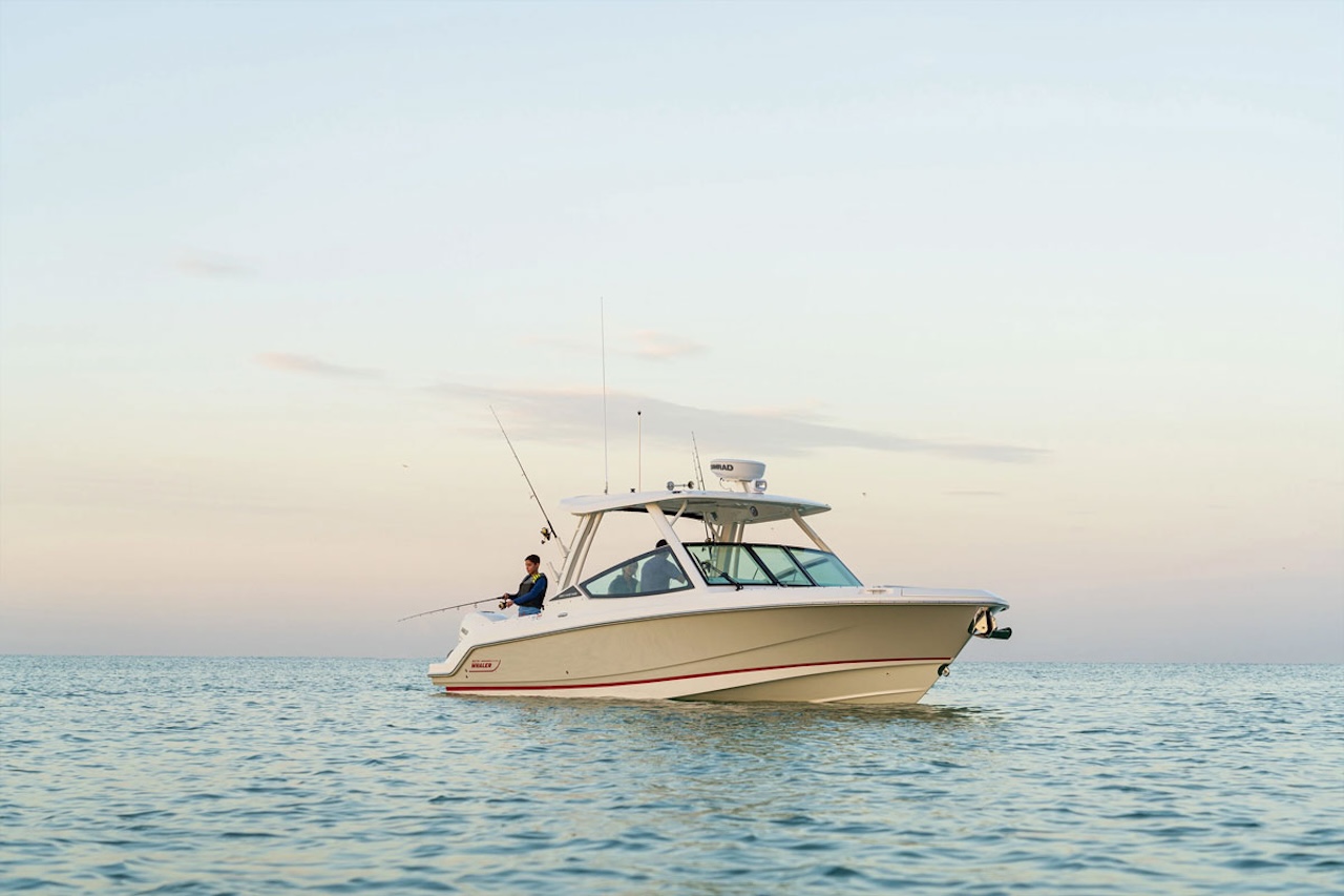 Boston Whaler Vantage 280