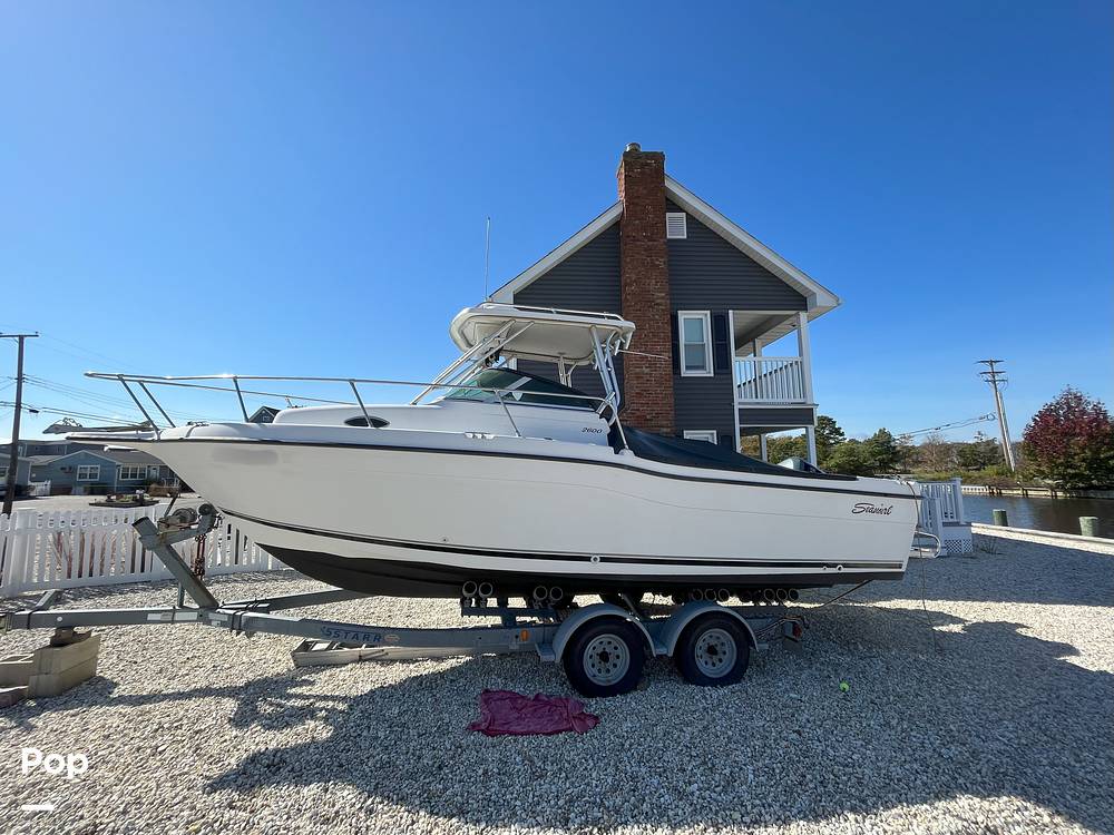 2600 CENTER CONSOLE, Power Fishing Boats