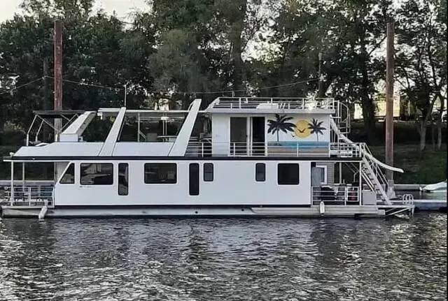 Small houseboats online for sale