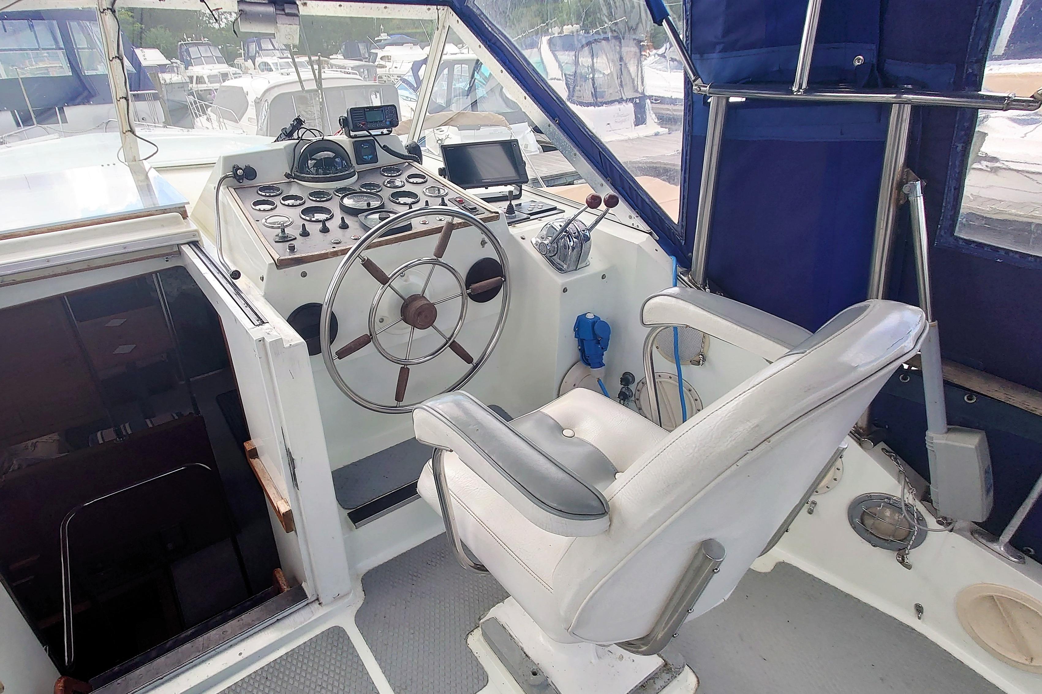 BROOM BOATS OCEAN 37 1979