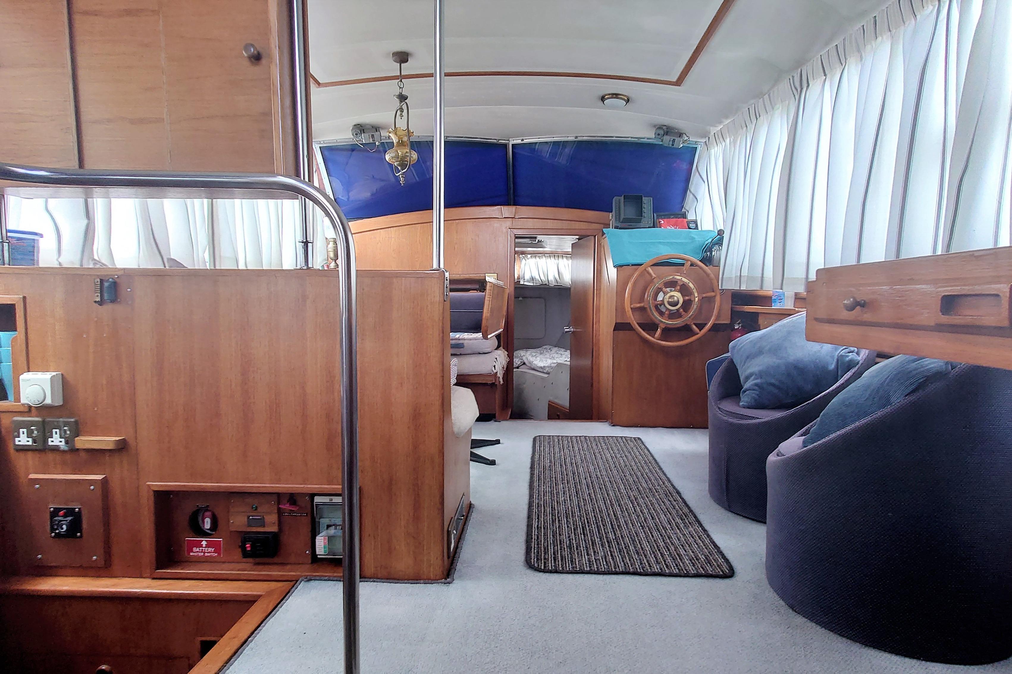 BROOM BOATS OCEAN 37 1979