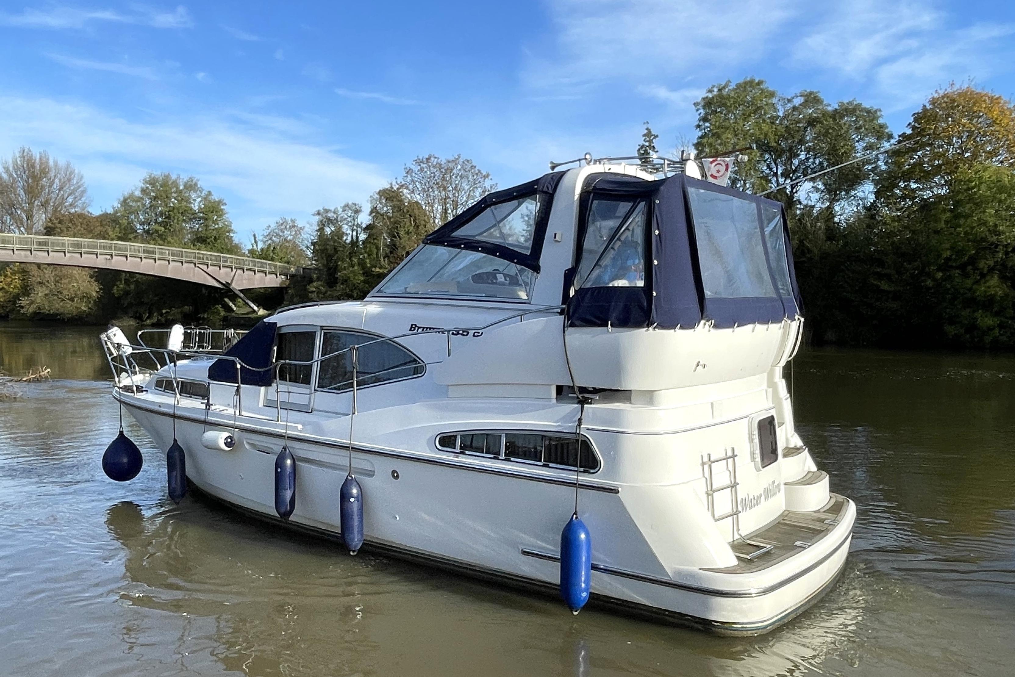 BROOM BOATS 35CL 2000