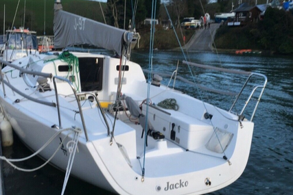 J Boats J97