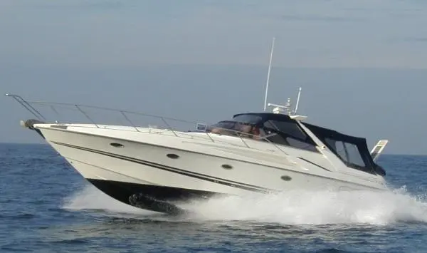 Sea Ray Mustique 42