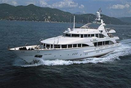 Benetti Vision 42