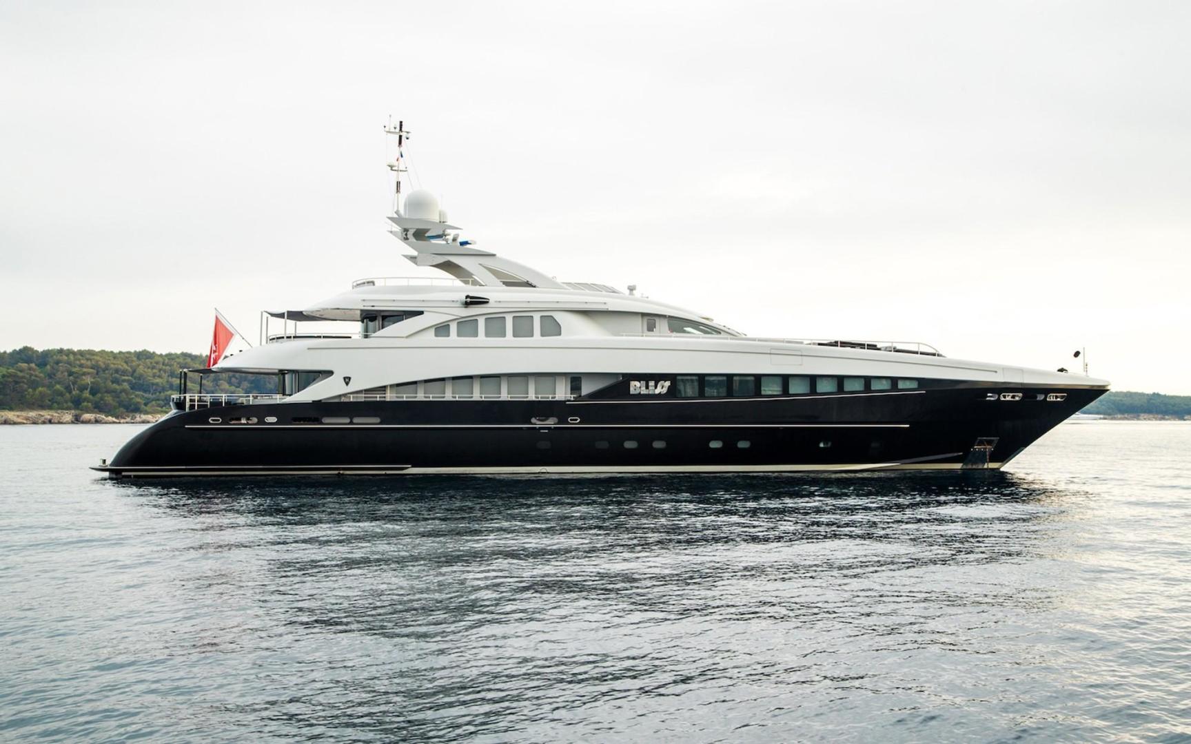 Heesen 4400