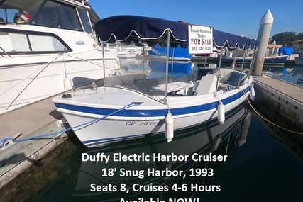 Duffy Electric Boats Snug Harbor