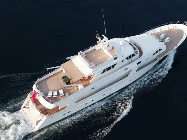 Benetti 35M