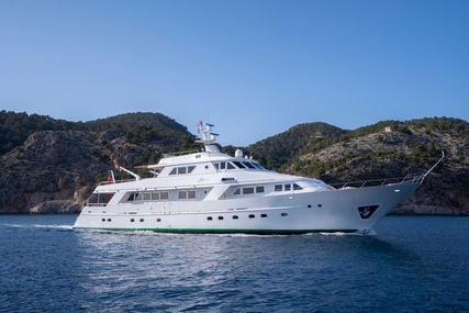 Benetti 35M