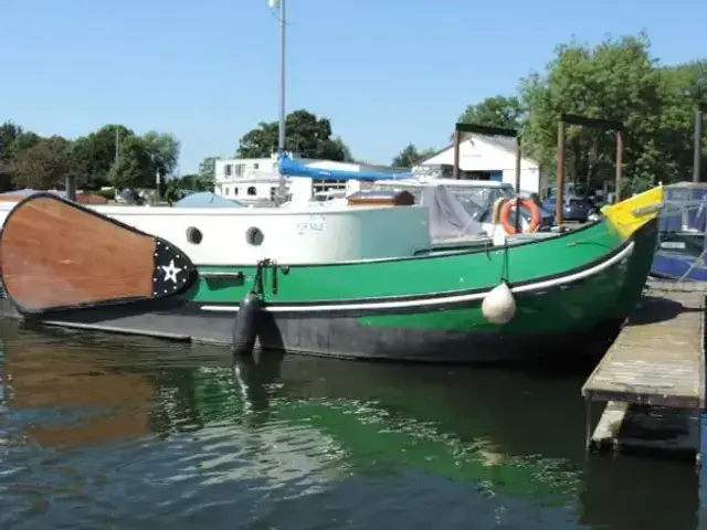 Custom Boats Dutch Barge