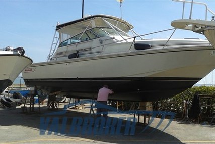 Boston Whaler 31 Express