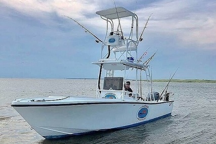 Mako 26 Center Console