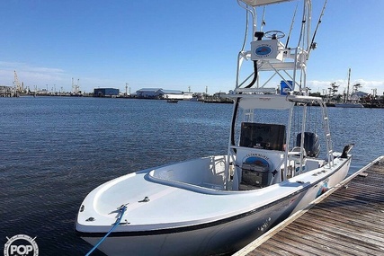 Mako 26 Center Console