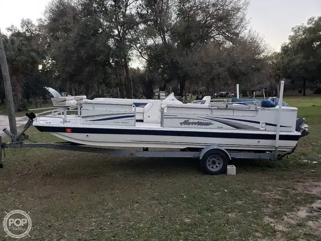 Hurricane Fun Deck 226R