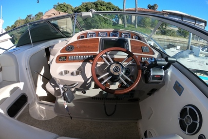 Chaparral 330 Signature