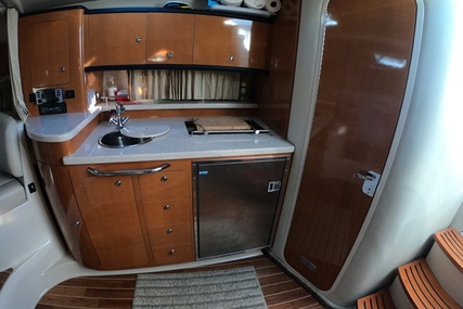 Chaparral 330 Signature