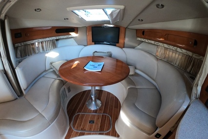 Chaparral 330 Signature