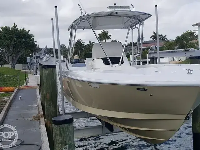 Intrepid 289 Center Console