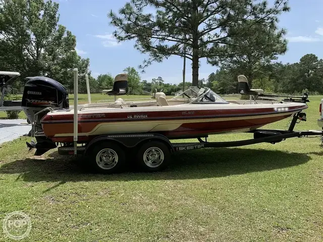 Skeeter SL 210