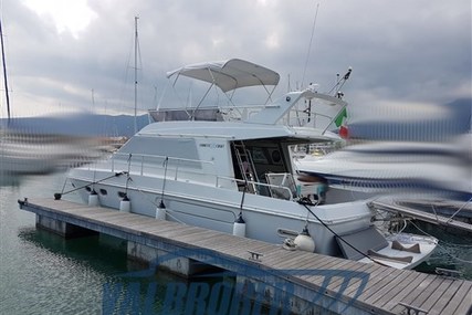 Ferretti Yachts 39 Fly