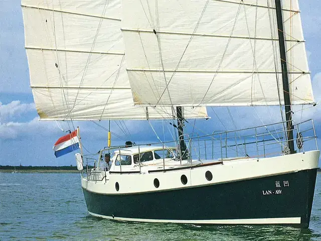 Hiehle Schooner 1230