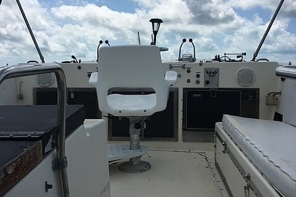 Hatteras 38 Double Cabin