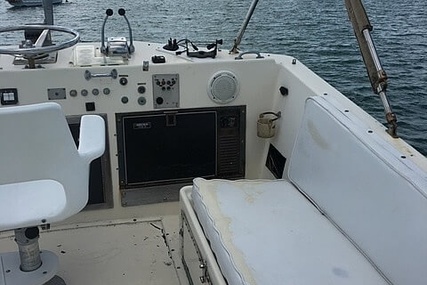 Hatteras 38 Double Cabin