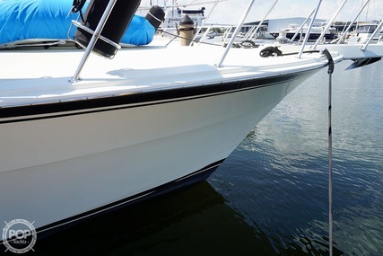 Hatteras 48 Convertible