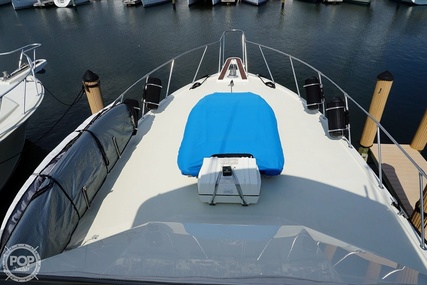 Hatteras 48 Convertible