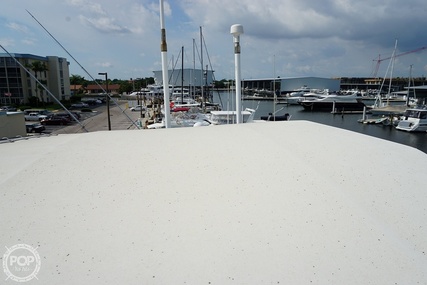 Hatteras 48 Convertible