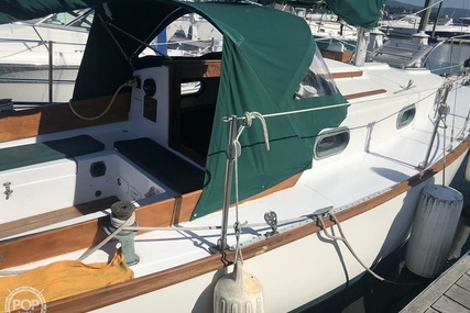 Cape Dory 27