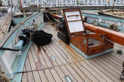 Custom Boats Brixham Sailing Trawler