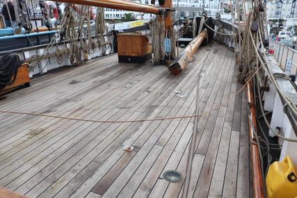 Custom Boats Brixham Trawler Gaff Ketch