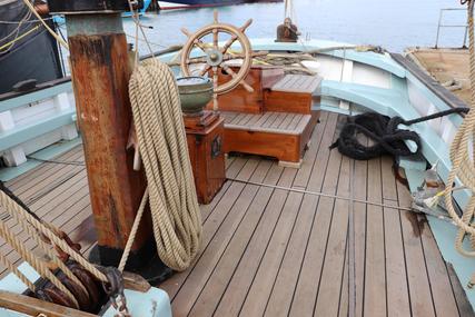 Custom Boats Brixham Sailing Trawler