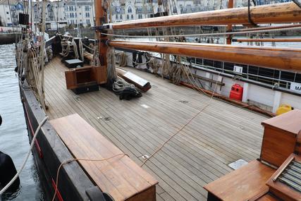 Custom Boats Brixham Trawler Gaff Ketch