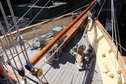 Custom Boats Murray Peterson Gaff Schooner