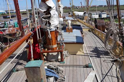 Custom Boats Murray Peterson Gaff Schooner