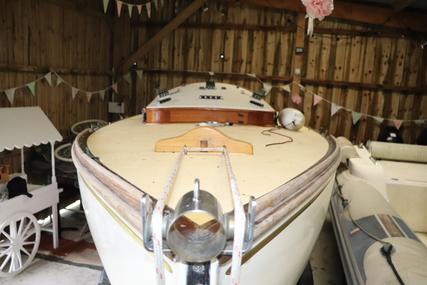 Custom Boats Westmacott Gaff sloop