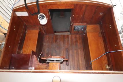 Custom Boats Hillyard 12 ton sloop