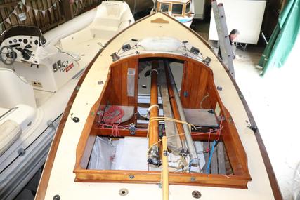 Custom Boats Westmacott Gaff sloop