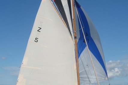 Custom Boats Westmacott Gaff sloop