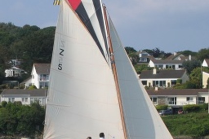 Custom Boats Westmacott Gaff sloop