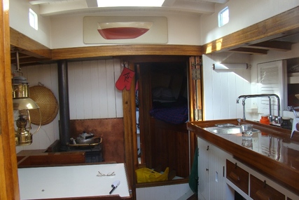 Custom Boats Colin Archer bermudan cutter