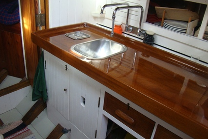 Custom Boats Colin Archer bermudan cutter