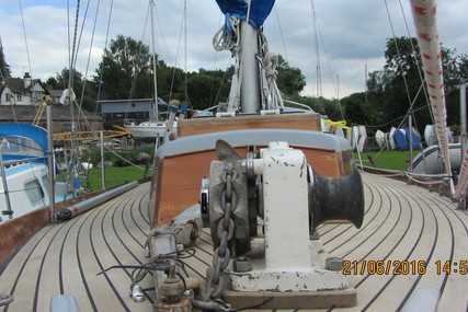 Custom Boats Kim Holman Sovereign ketch