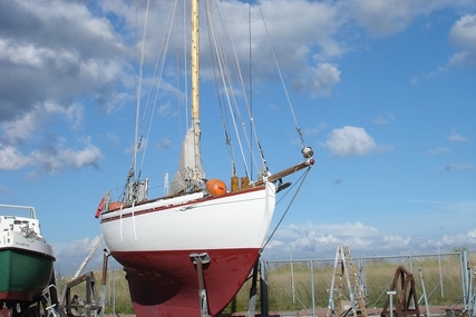 Custom Boats Colin Archer bermudan cutter