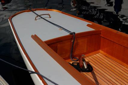 Custom Boats Dark Harbor 17